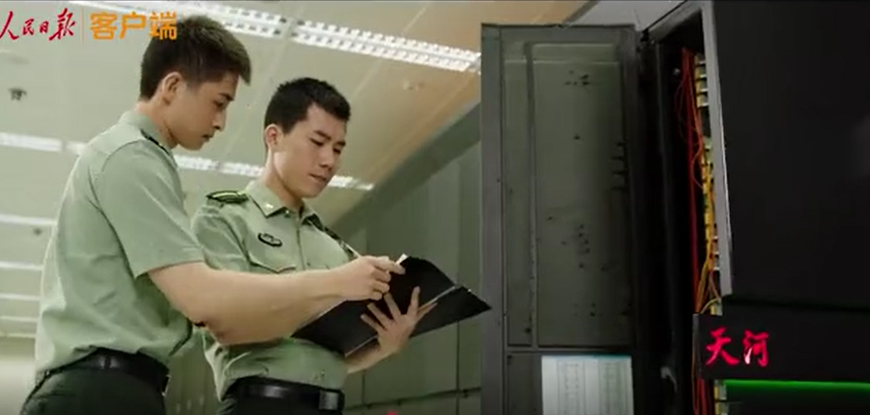 关爱与期许,总书记与大学生面对面